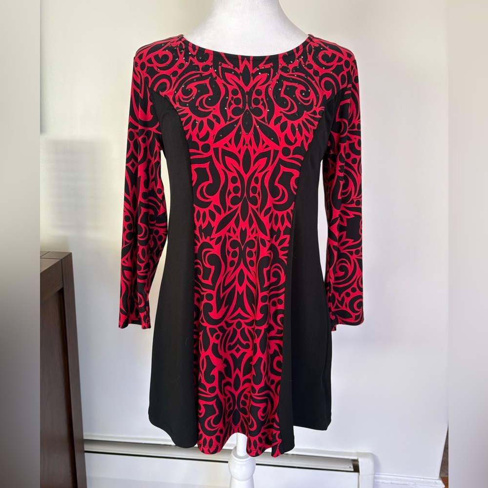 🎾Style & Co. Red and Black Tunic Top